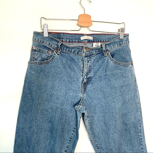 Levi’s  | 550 Relaxed Boot Cut Jeans - Picture 2 of 6